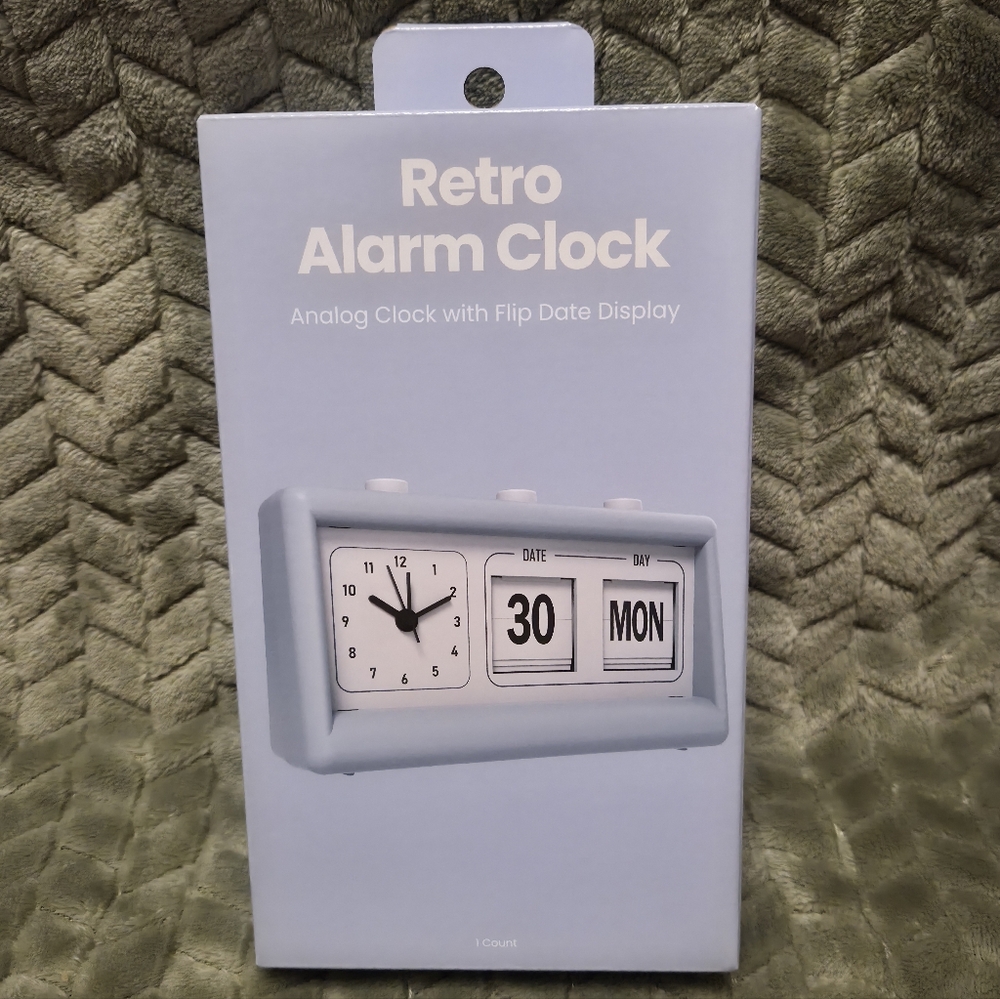 Target Retro Alarm Clock - Analog Clock With Flip Date Display - Light Blue